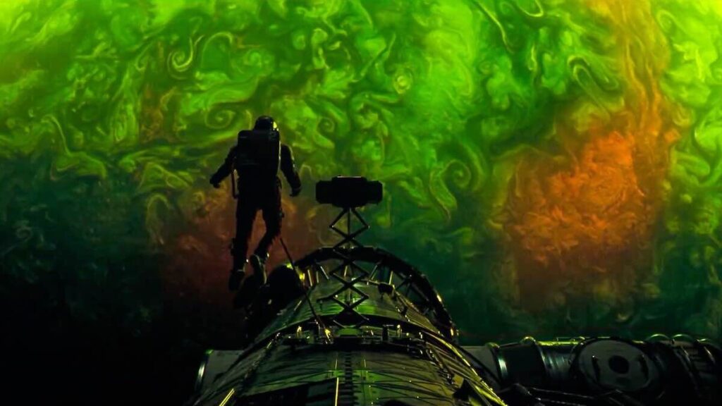 Сцена після титрів фільм "Проект "Аве Марія"